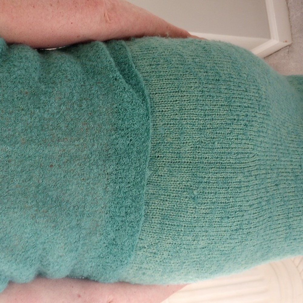 Vintage Hand Knit Deep Turquoise Skirt Set - Picture 10 of 15